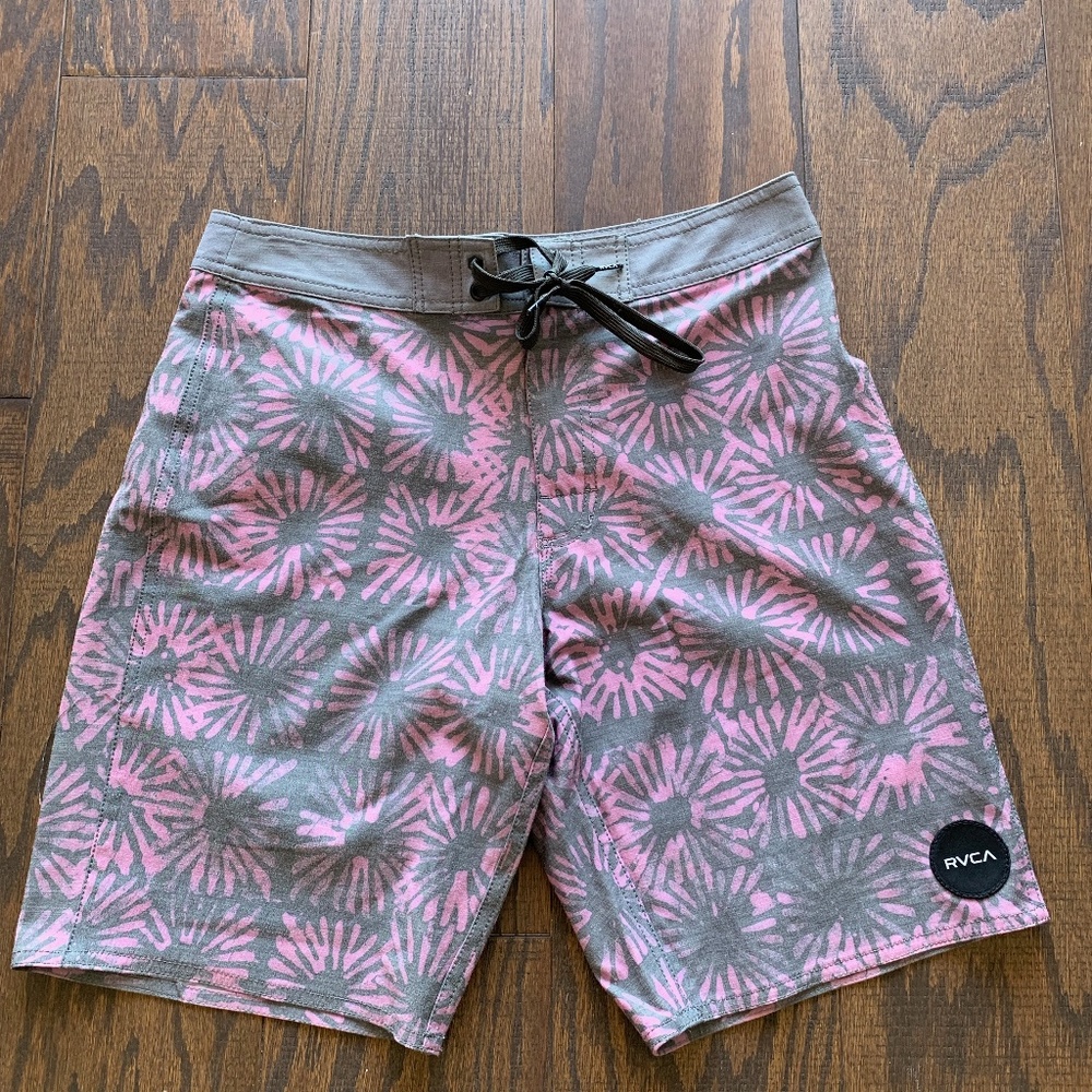 RVCA Mens Board Short Size 28 NEVER WORN